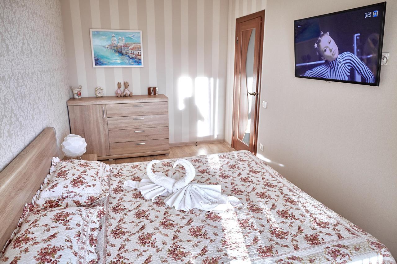 City Center Lux Family Apartment Винница Экстерьер фото