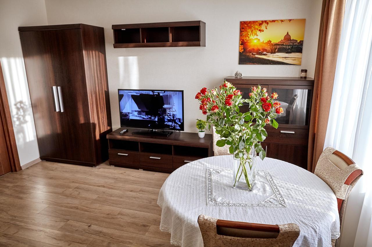 City Center Lux Family Apartment Винница Экстерьер фото
